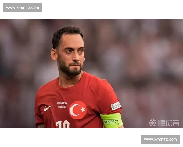 国米队长被妻子怒批！恰尔汗奥卢妻子：忠诚只是利益的面具